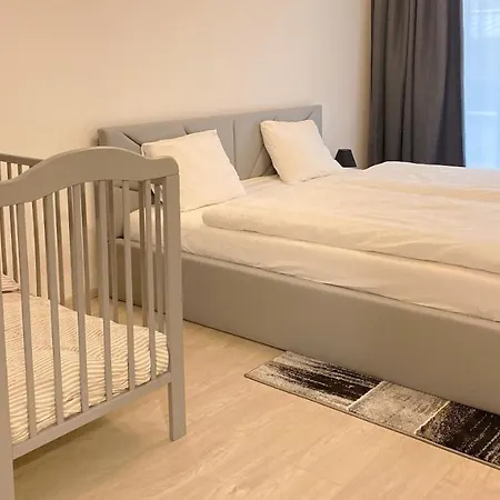 Tran Chien With Free Private Parking * Prague